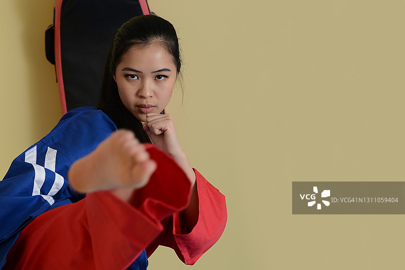 跆拳道专注图片素材