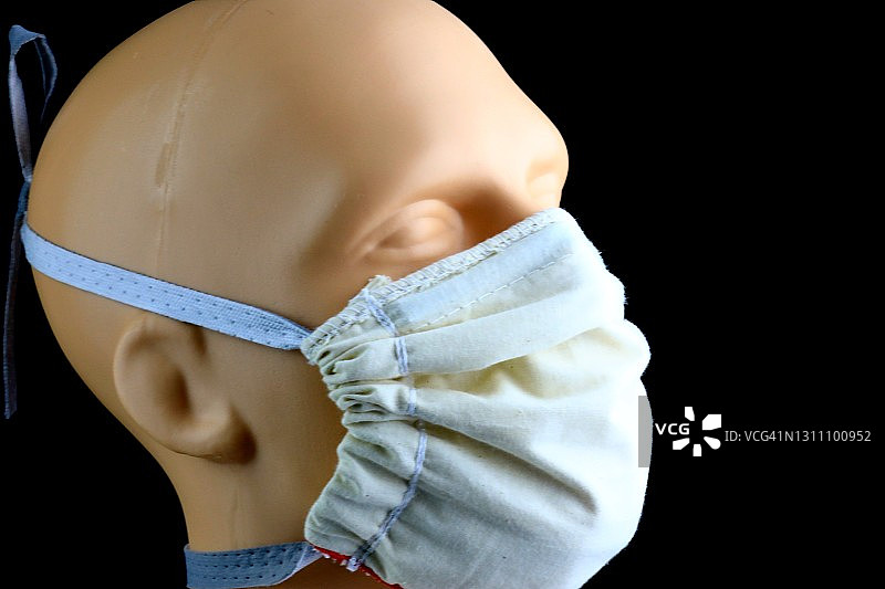 可清洗的COVID防护面罩图片素材