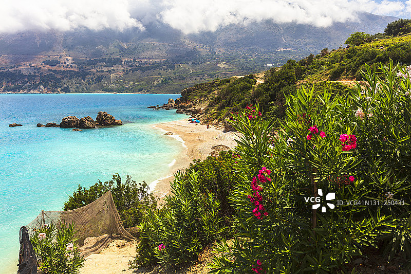 希腊凯法利尼亚岛Vouti蔚蓝海滩图片素材