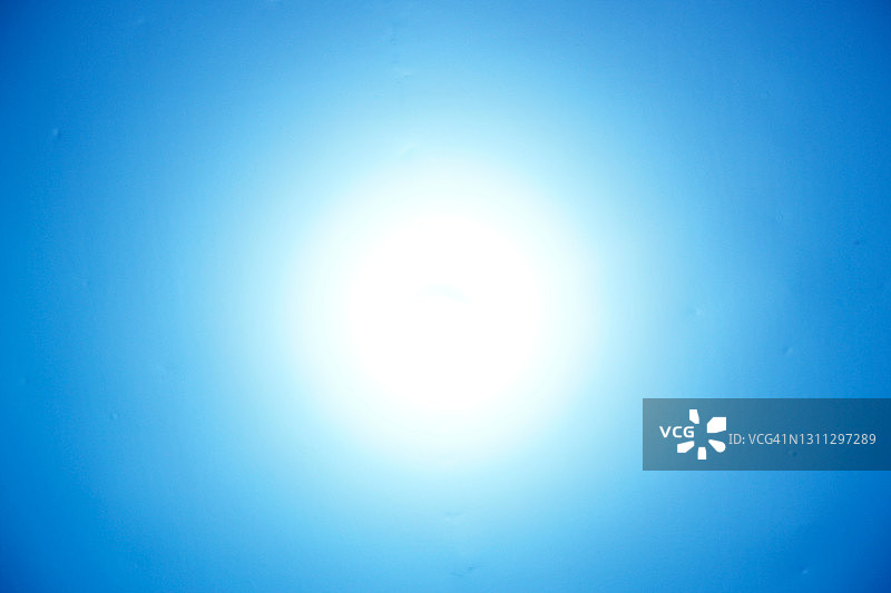 蓝色阳光背景图片素材