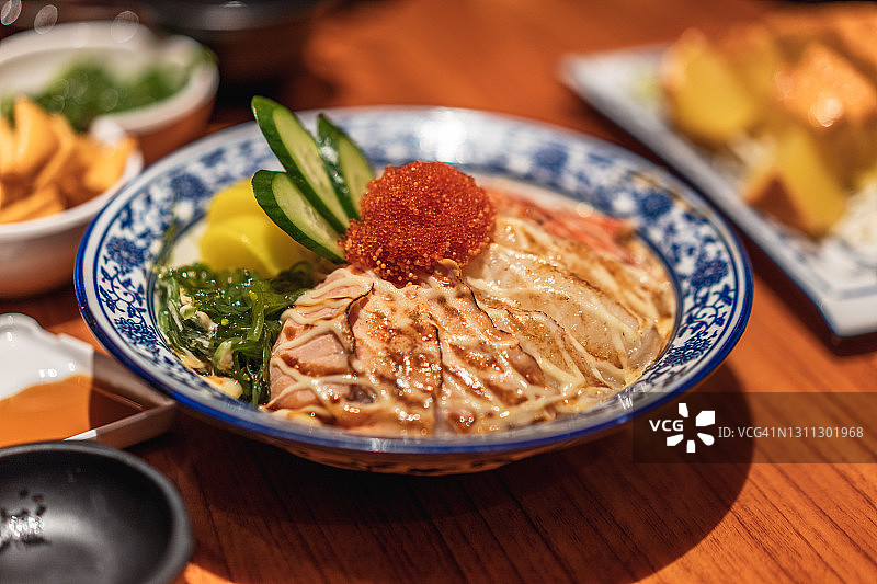 蟹肉盖饭特写图片素材