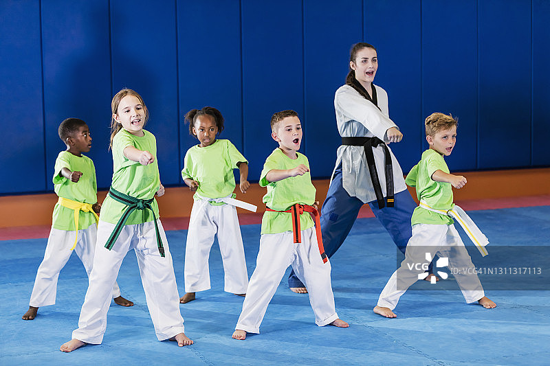 跆拳道课程图片素材