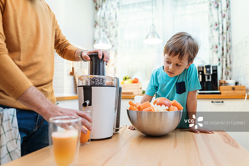 自制新鲜果汁图片素材