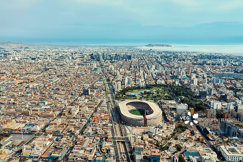 秘鲁利马国家体育场及周边地区的航拍图片素材