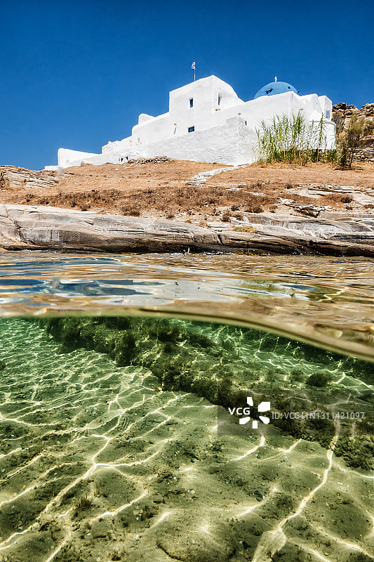 水下圣约翰德蒂斯修道院图片素材