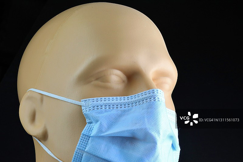 用于预防感染的医用口罩图片素材