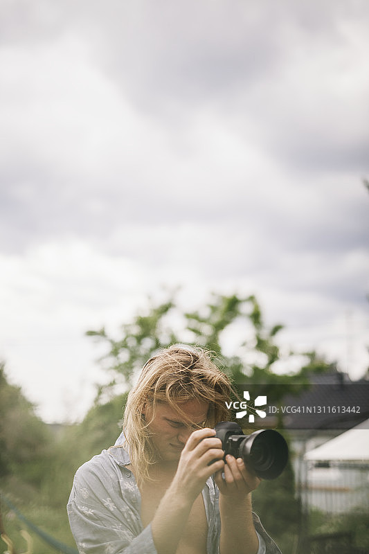 男人在摄影图片素材