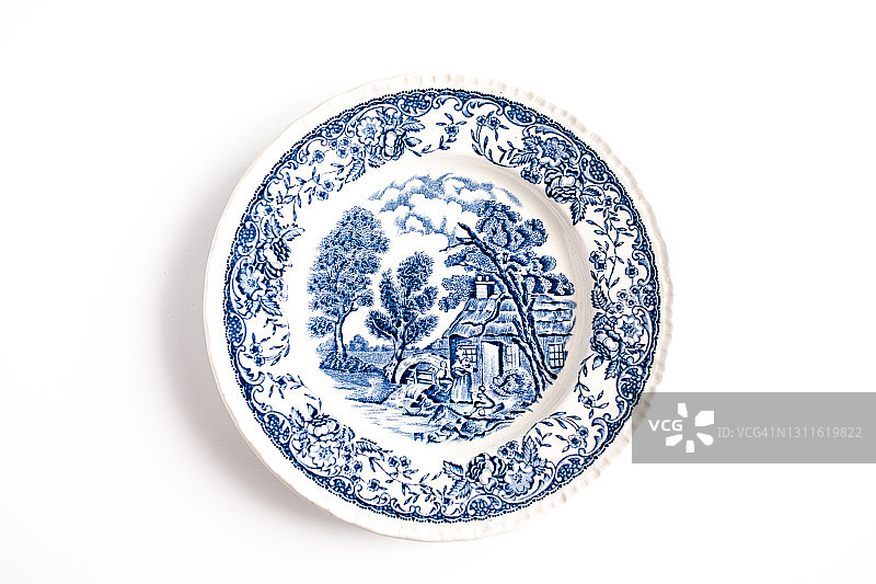 白色背景上的空盘子俯视图图片素材