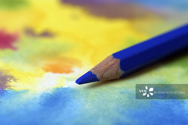 彩色铅笔图片素材