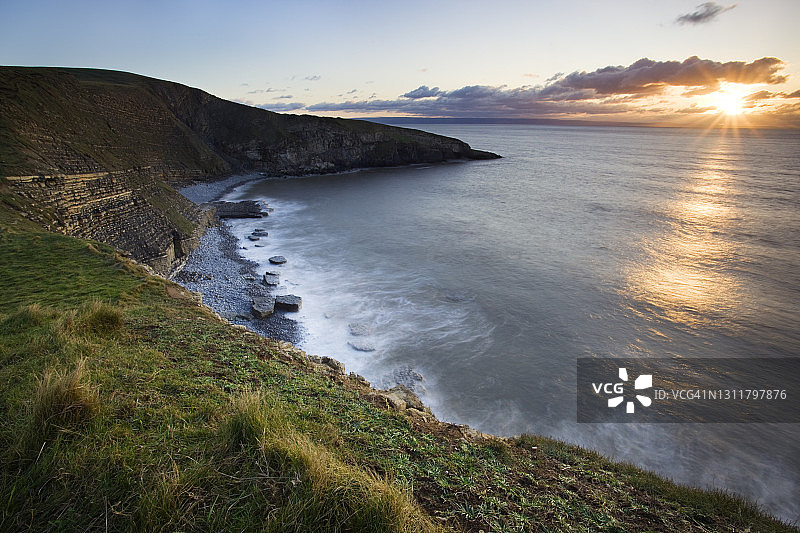 邓雷文湾的日落图片素材