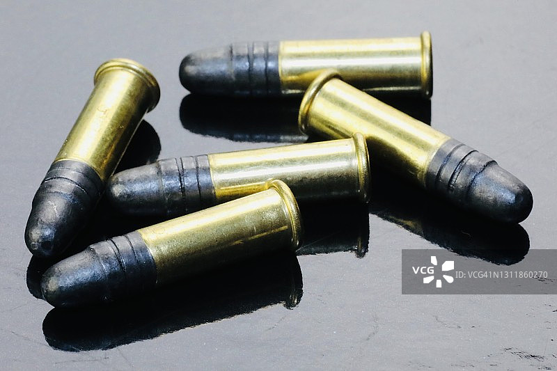 枪支武器的子弹图片素材