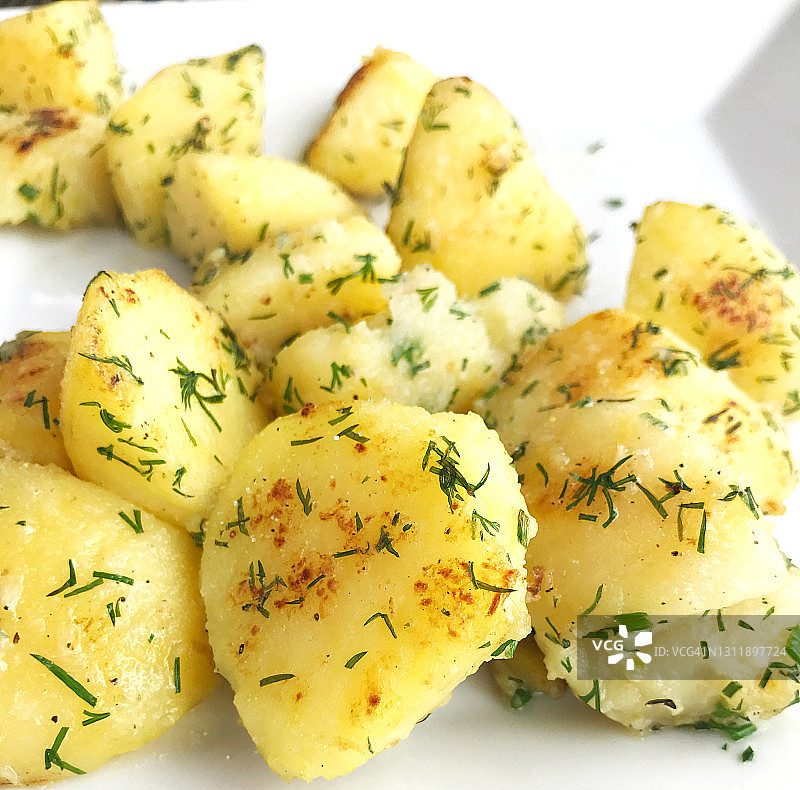 莳萝煮土豆图片素材