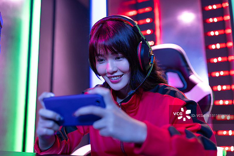 电子竞技游戏玩家直播图片素材