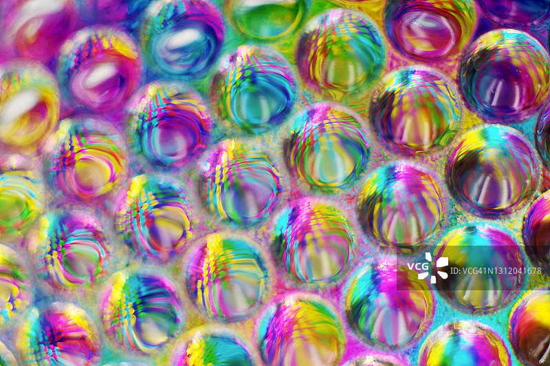 疯狂的彩虹泡泡图片素材