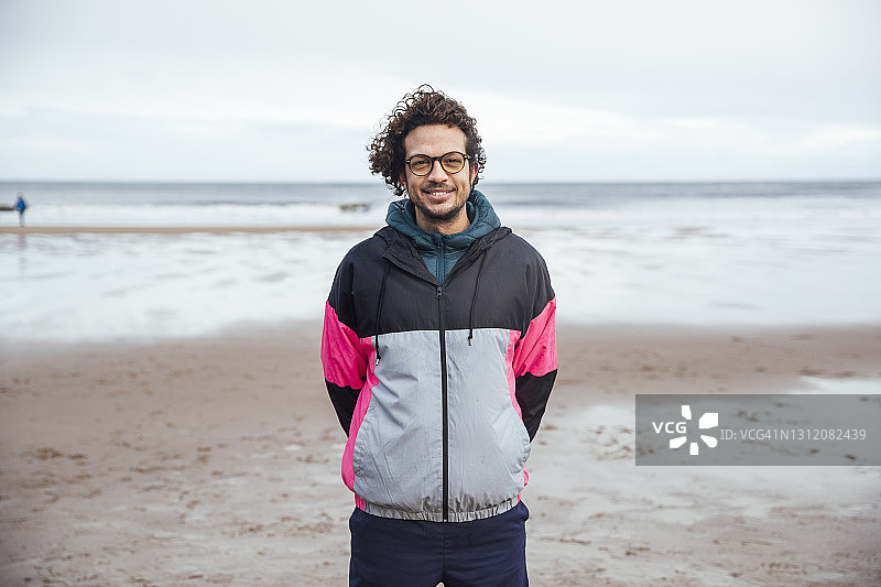 周末，带着微笑！图片素材