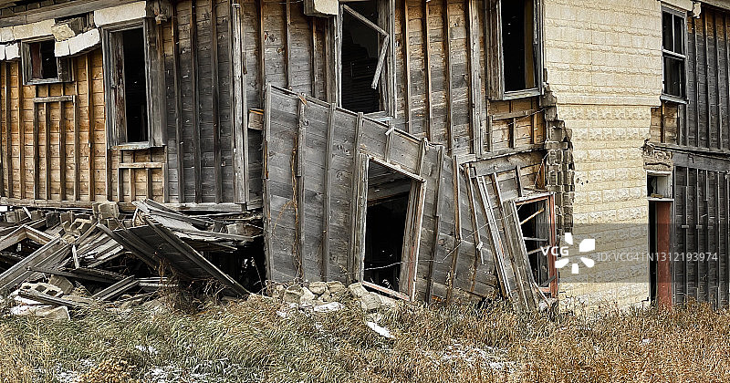 混凝土豪宅坍塌场景图片素材