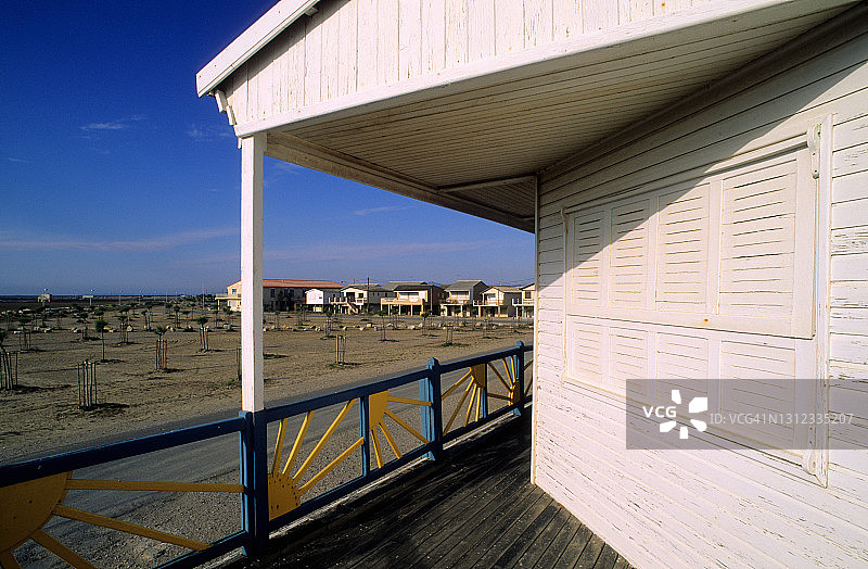 格吕桑的沙滩小屋图片素材