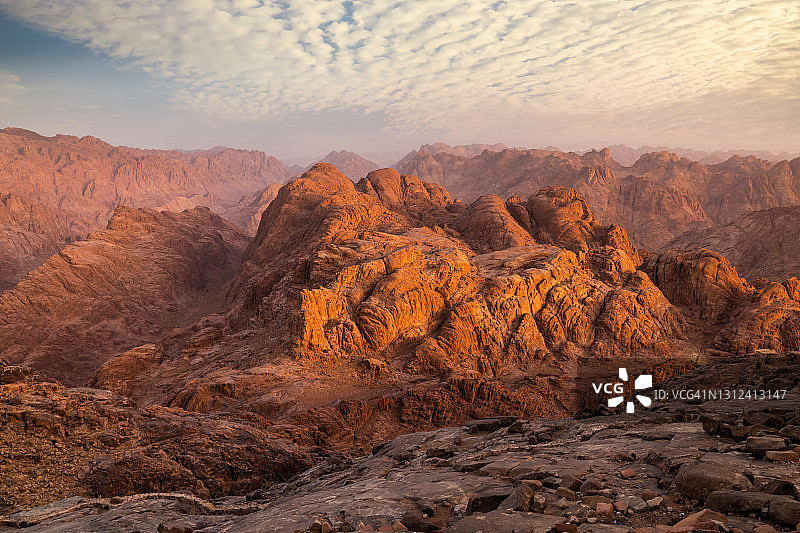 西奈山日出美景，埃及壮丽山景图片素材