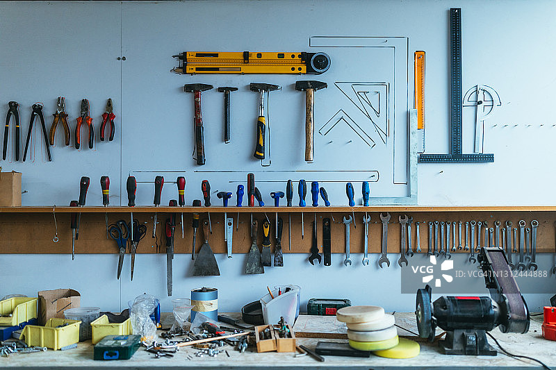 车间里的许多工具图片素材