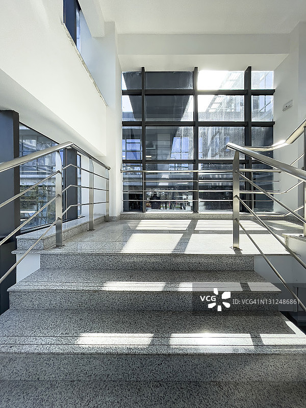 现代建筑的楼梯图片素材