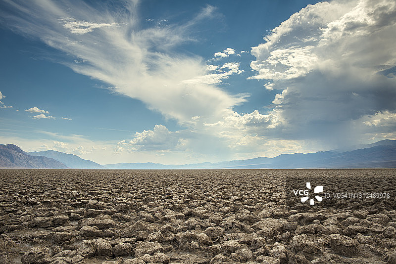 死亡谷的魔鬼高尔夫球场图片素材