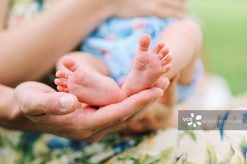 婴儿的小脚图片素材
