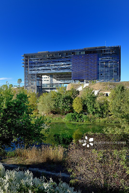 蒙彼利埃：莱斯河畔的新市政厅图片素材