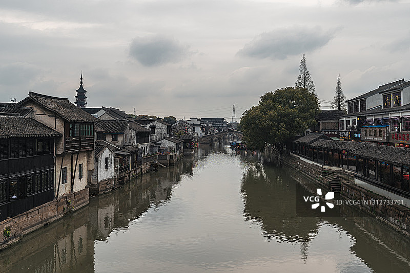 中国江南水乡千灯古镇的老建筑与风景图片素材
