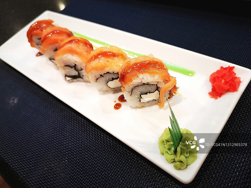 美味的寿司美食图片素材