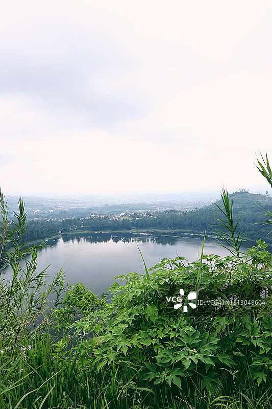 迪eng高原的Telaga Menjer湖图片素材