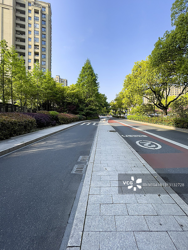 中国杭州的空旷街道图片素材