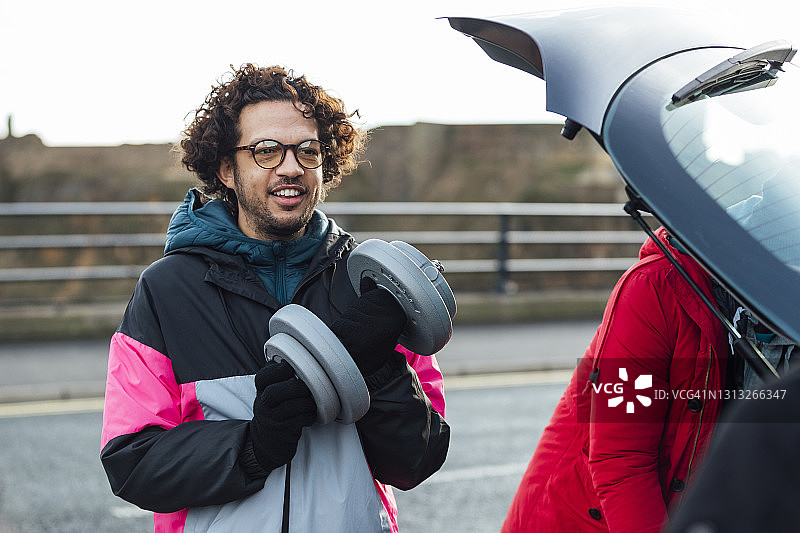 感到快乐并准备好锻炼图片素材