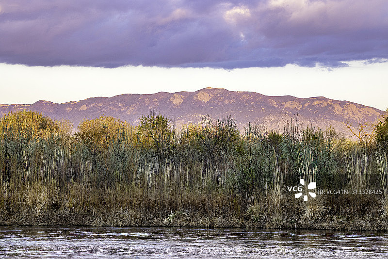 阿尔伯克基春天格兰德河日落图片素材