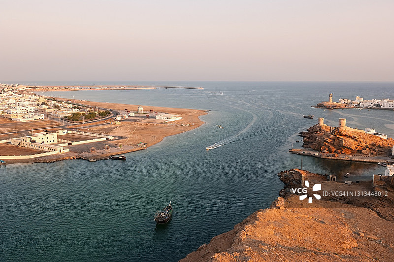 阿曼海湾沿岸的苏尔，阿曼图片素材