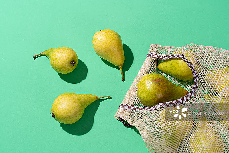 可重复使用的网袋装梨图片素材