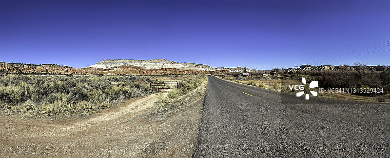 通往柯达彩色盆地州立公园的道路图片素材