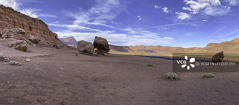亚利桑那州大理石峡谷的巨石图片素材