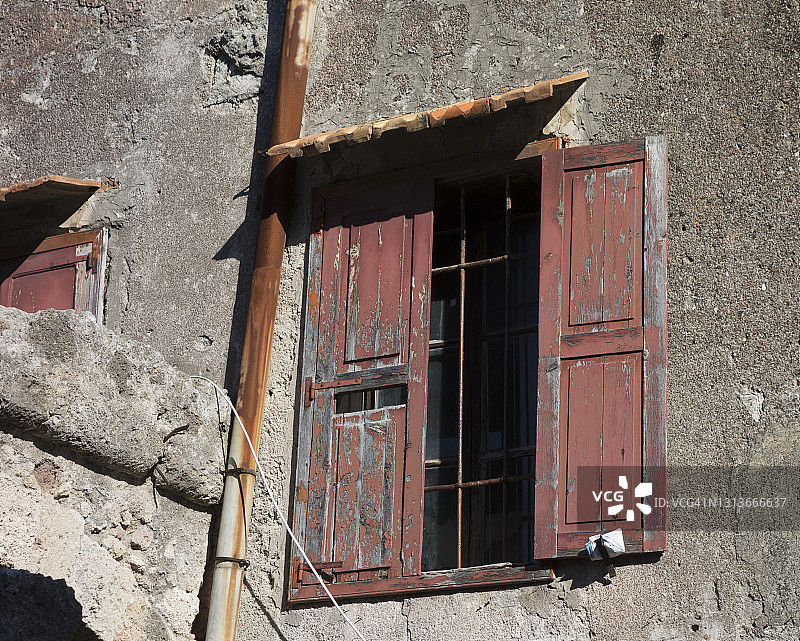 古希腊房屋上的百叶窗图片素材