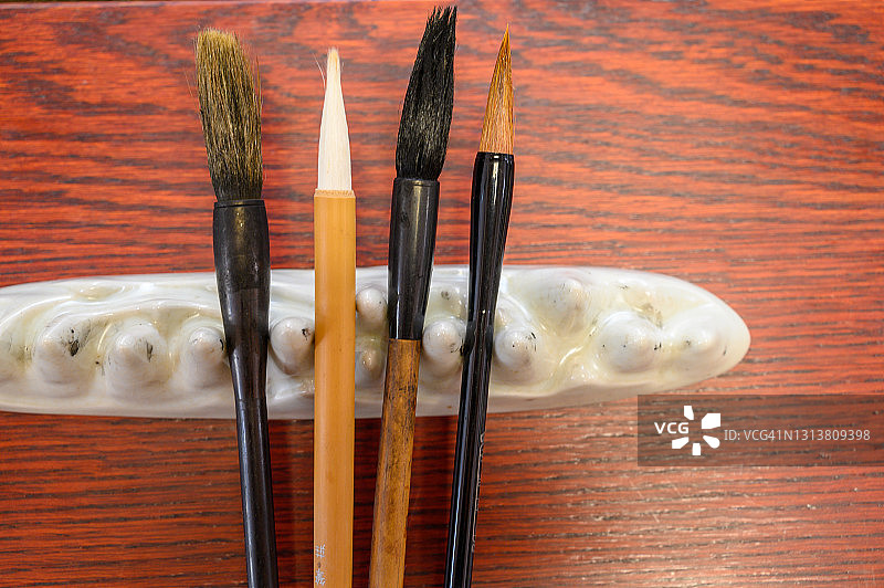 毛笔书写图片素材