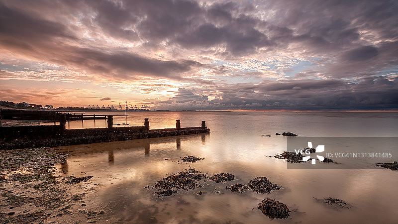 退潮的时候图片素材