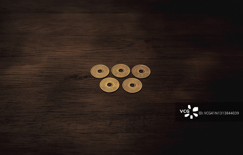 幸运硬币5日元图片素材