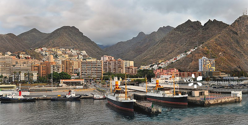 特内里费岛圣克鲁斯港口图片素材