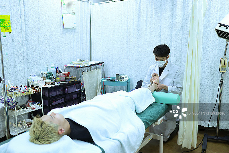 亚洲当地医院的急诊室图片素材