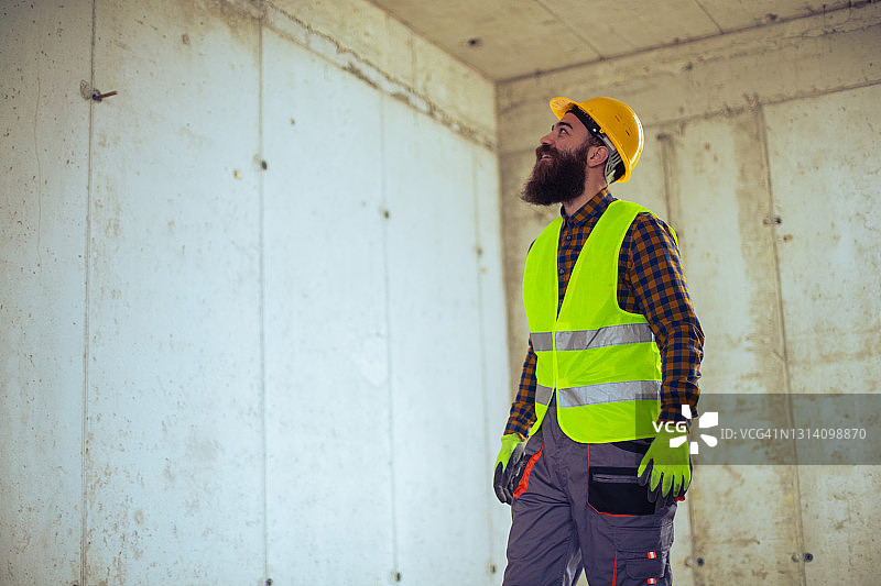 工作中的工程师图片素材