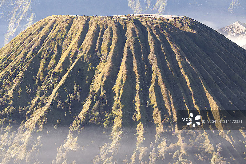 印度尼西亚布罗莫火山图片素材