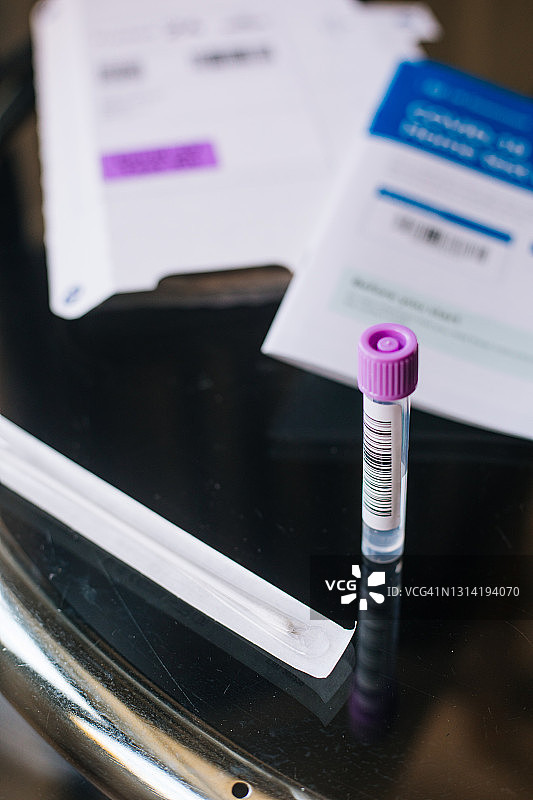 冠状病毒家庭检测（COVID-19）图片素材