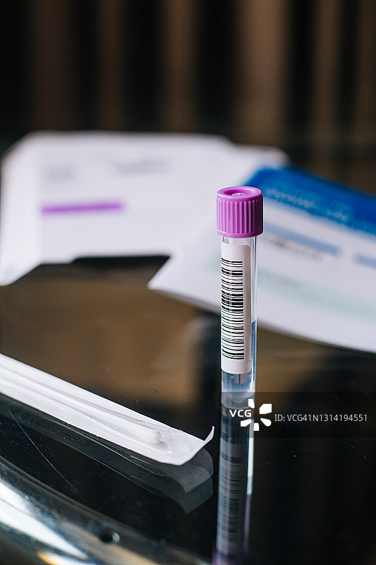 冠状病毒家庭检测（COVID-19）图片素材