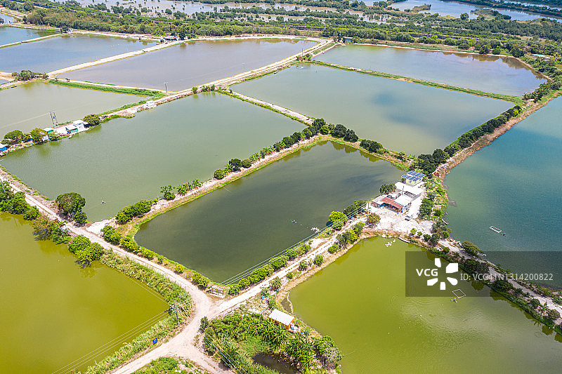香港的养鱼场和农田，高角度拍摄图片素材
