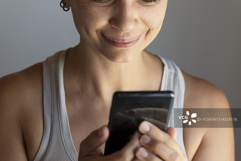 使用手机图片素材