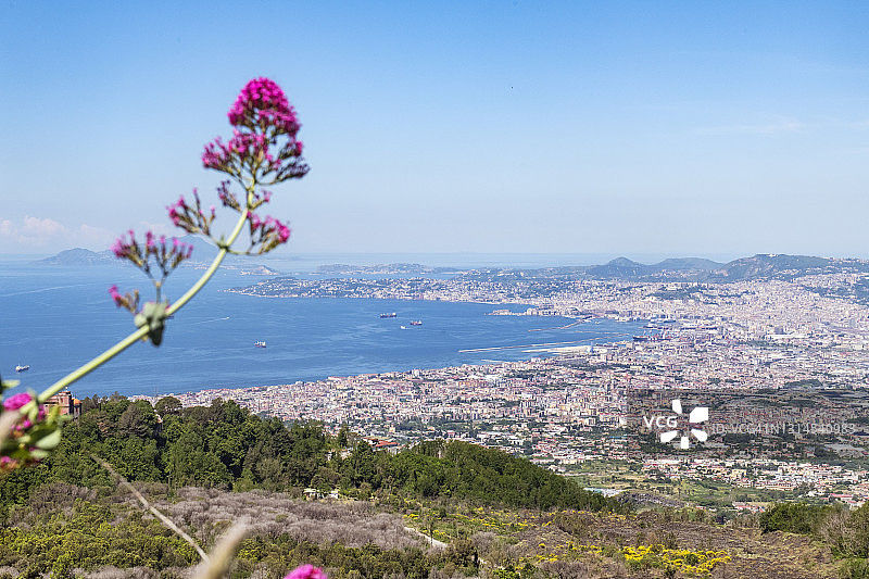 从维苏威火山拍摄的那不勒斯航拍图片素材